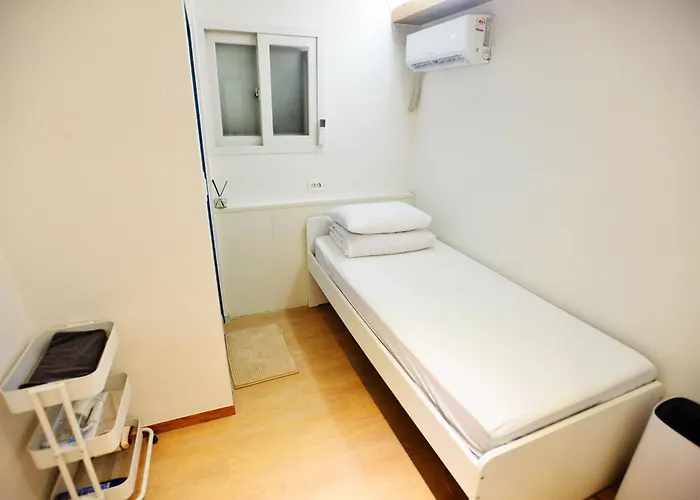 All Stay Inn Seoul Hostel *