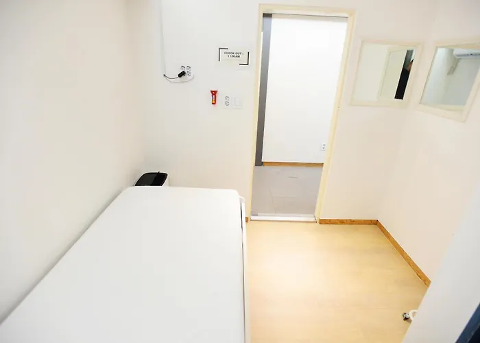 All Stay Inn Seoul Hostel *
